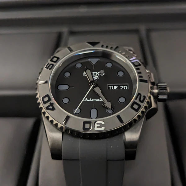 Dark Knight┃Stealthy Mod