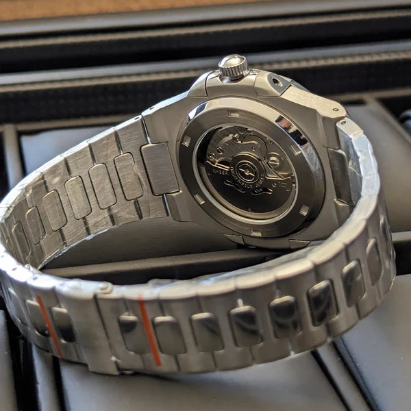 Seikonaut┃Black Dial